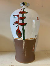 Load image into Gallery viewer, Oriente Heliconia Ceramic Pot
